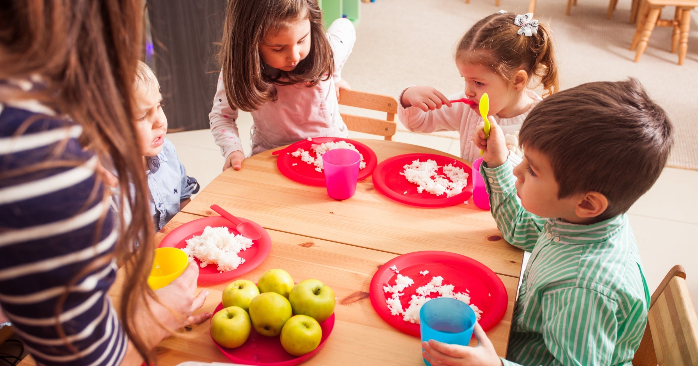 The Ultimate Guide to Stress-Free Weaning: How the Right Tableware Makes All the Difference
